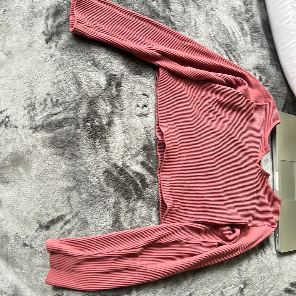 long sleeve rose pink no stains